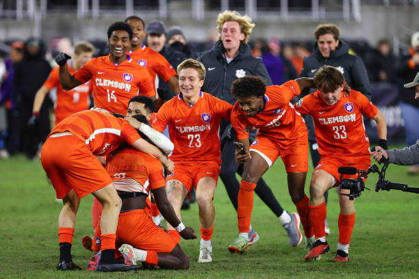 找破门良机 找破门良机